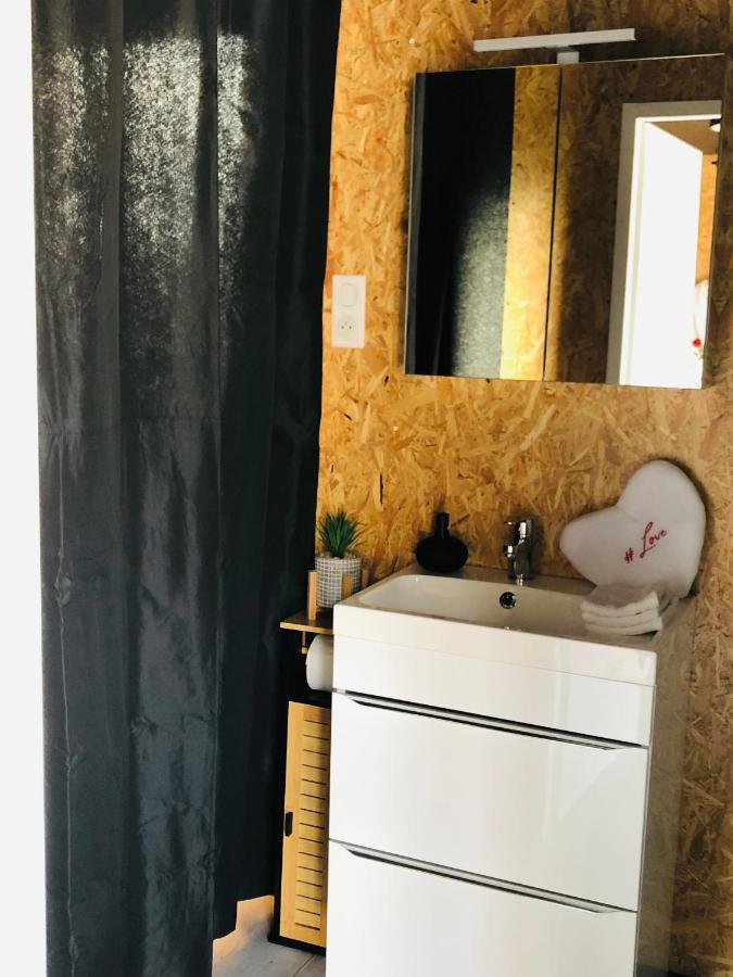 Mini Love Room Jacuzzi Privatif Urimenil Eksteriør billede