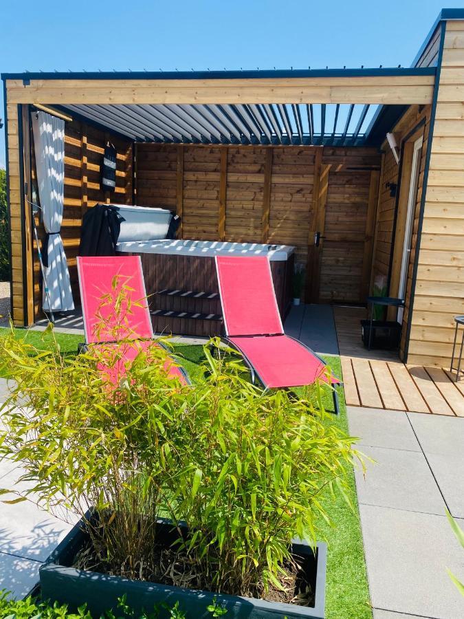 Mini Love Room Jacuzzi Privatif Urimenil Eksteriør billede